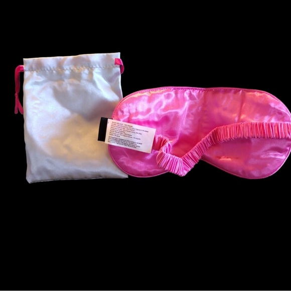 Mary Kay Lot of 3 Silky Sleeping Eye Masks! NWT Each Mask has a pouch to store! - Picture 2 of 5